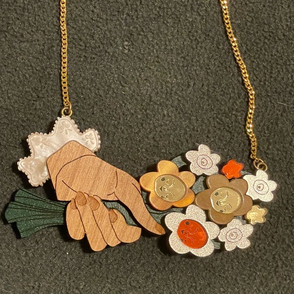 Lou Clarke Studios mini bouquet necklace - Picture 1 of 3